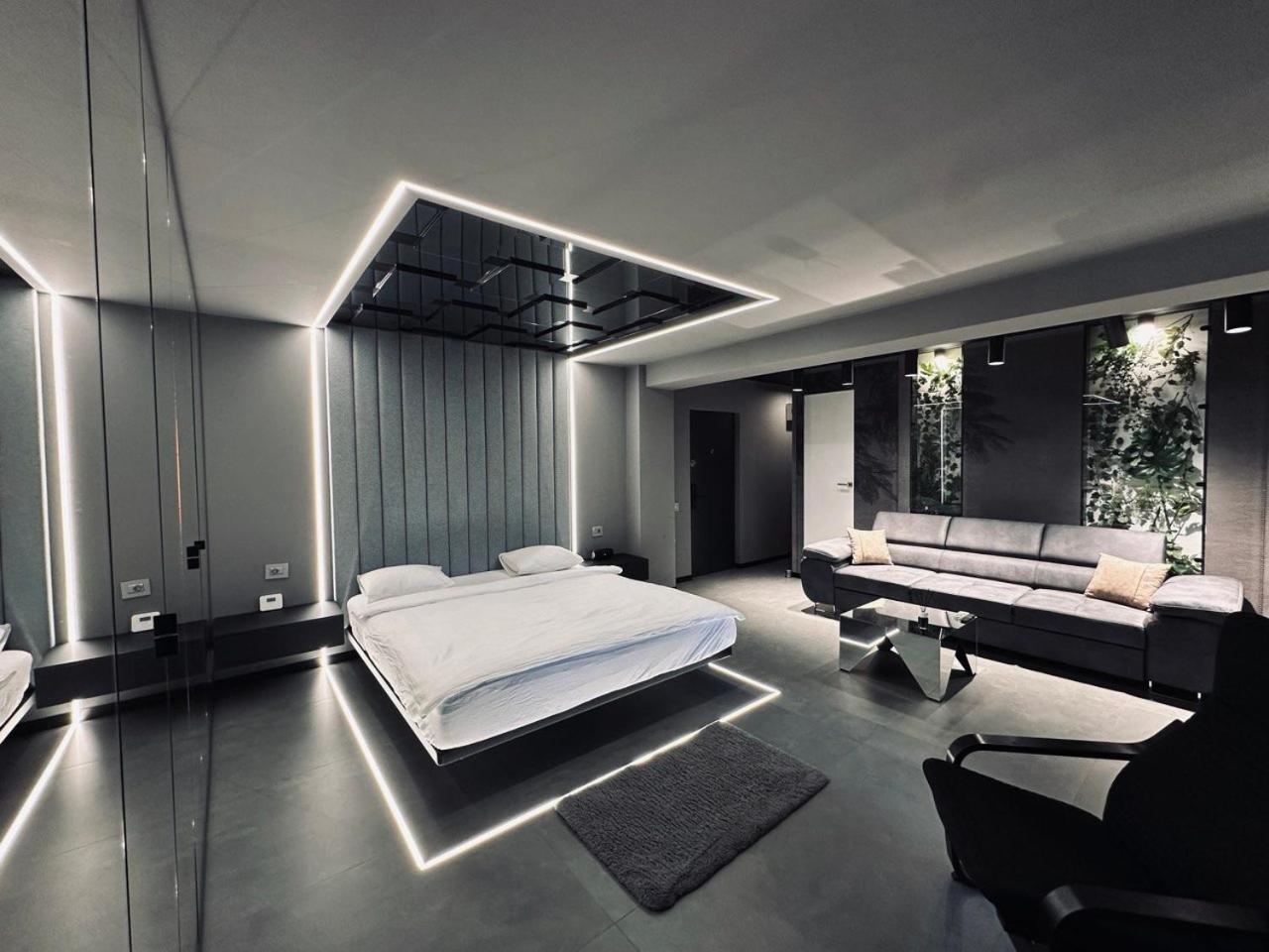 The Hatz By Rh Living Bukares Bagian luar foto